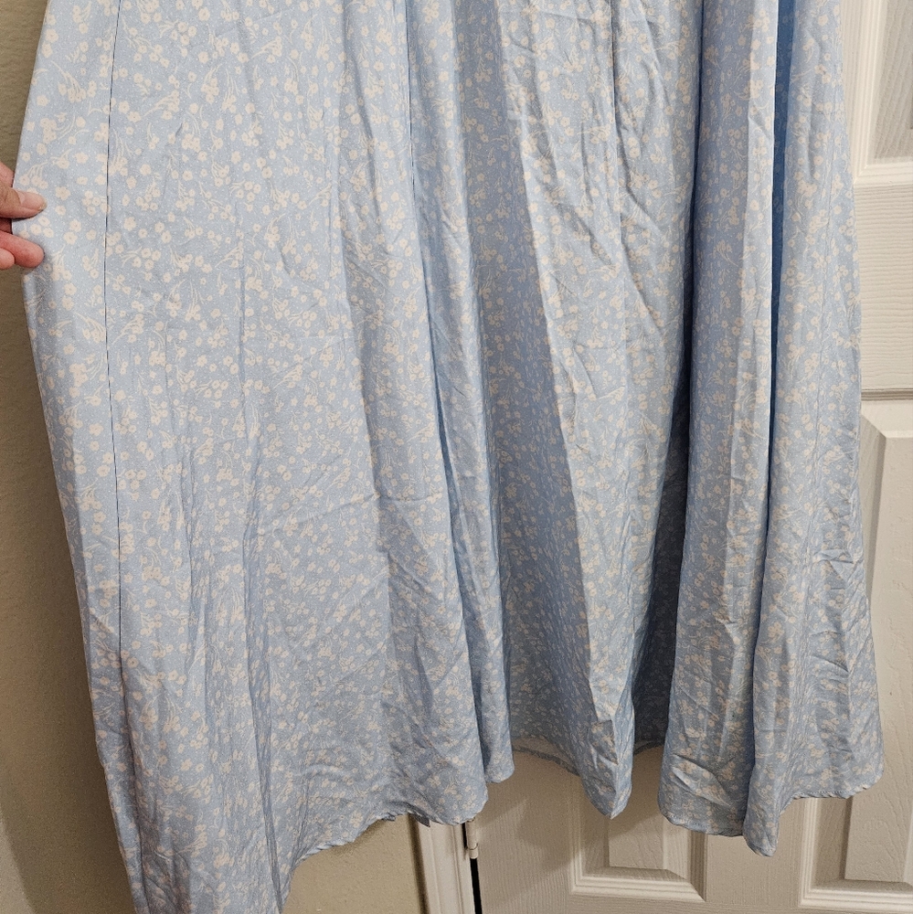 Blue And White Floral Cottage Core Dress - Picture 9 of 12